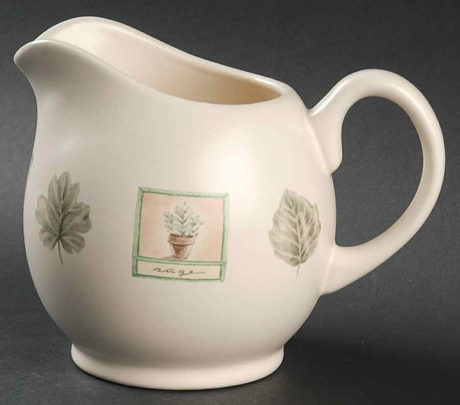 Naturewood Gravy/Sauce Pitcher by Pfaltzgraff-1