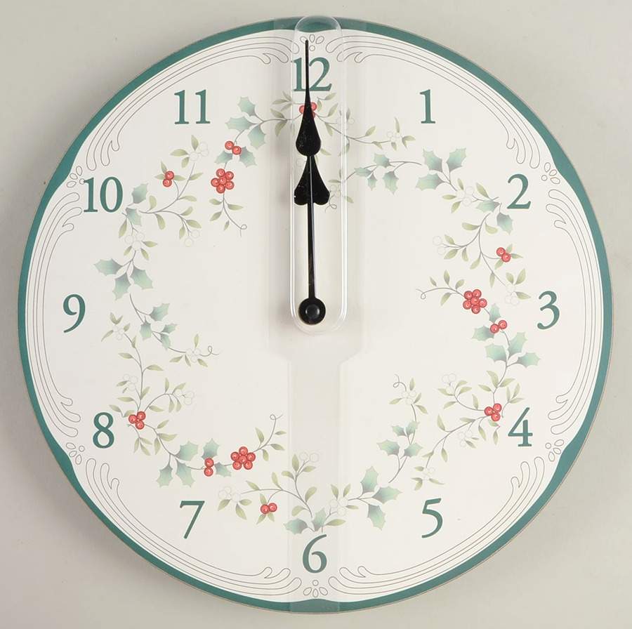 Winterberry Clock Plate by Pfaltzgraff-1