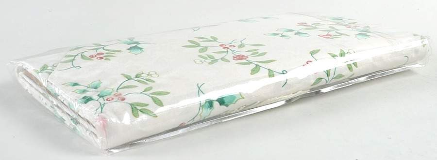 Winterberry 13" X 72" Damask Table Runner by Pfaltzgraff-1