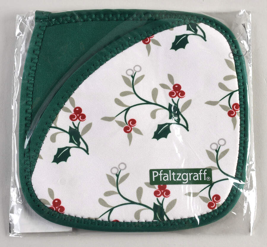 Winterberry Cloth Potholder by Pfaltzgraff-1