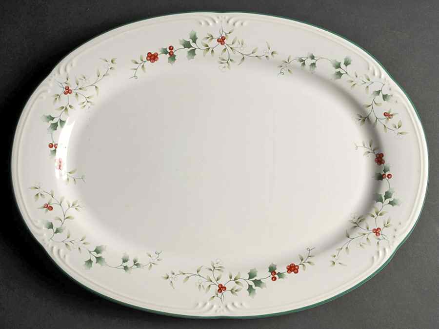 Winterberry 16" Oval Serving Platter by Pfaltzgraff-1