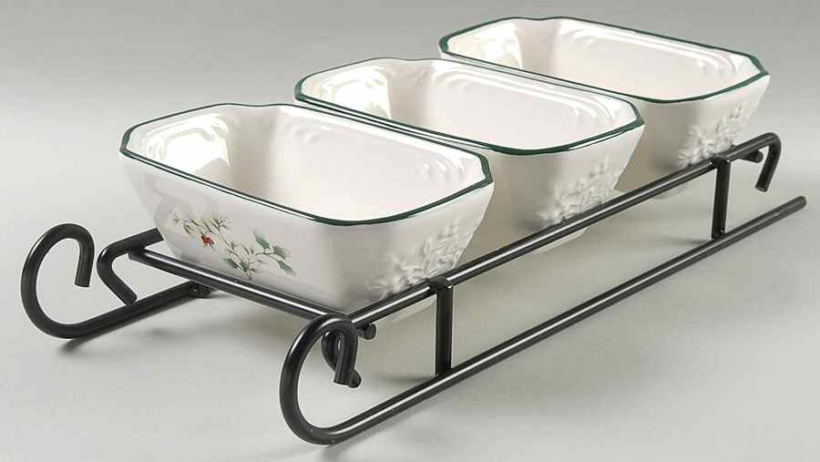 Winterberry Tidbit Bowl Set-3 Bowls W/Rack by Pfaltzgraff-1