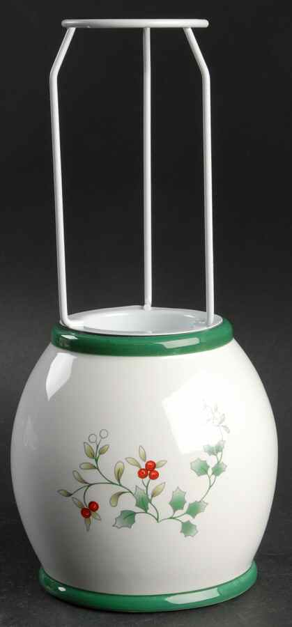 Winterberry Candle Lamp No Shade by Pfaltzgraff-1