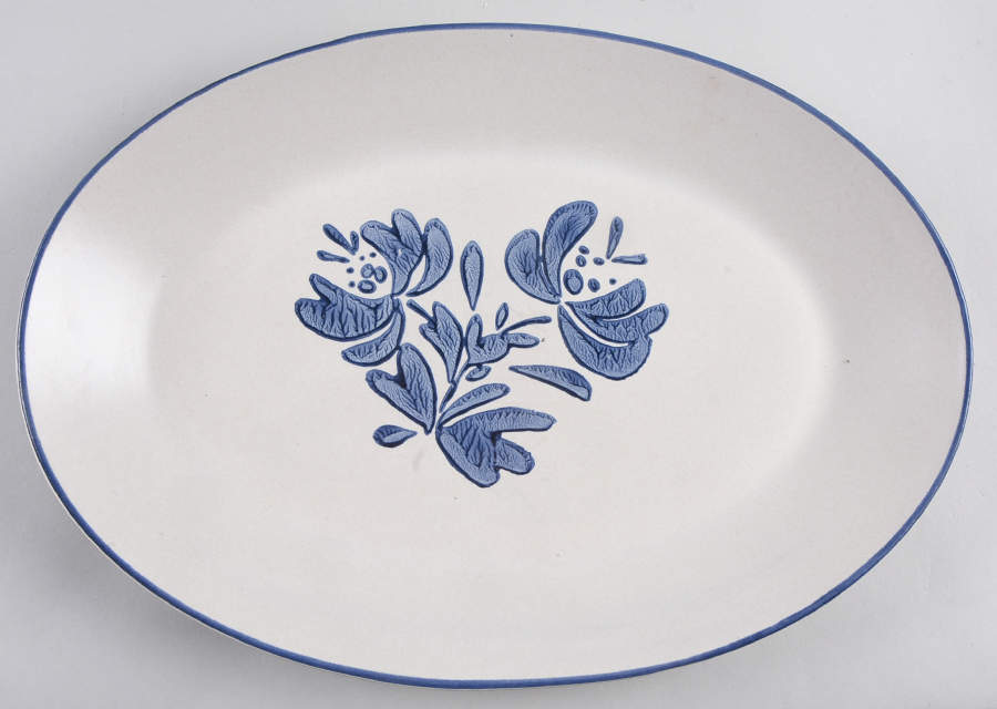 Yorktowne 14" Oval Serving Platter by Pfaltzgraff-1