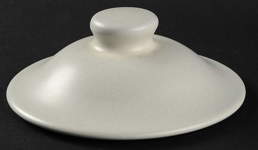 Yorktowne Lid for Bean Pot by Pfaltzgraff-1