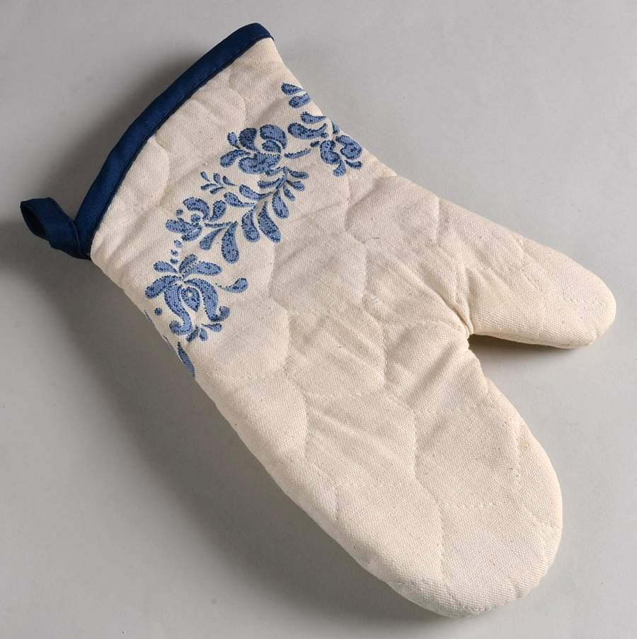 Yorktowne Cloth Oven Mitt by Pfaltzgraff-1