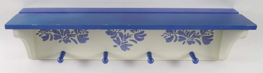 Yorktowne Wood Peg Shelf by Pfaltzgraff-1