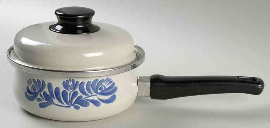 Yorktowne 1.0 Quart Metal Covered Saucepan by Pfaltzgraff-1