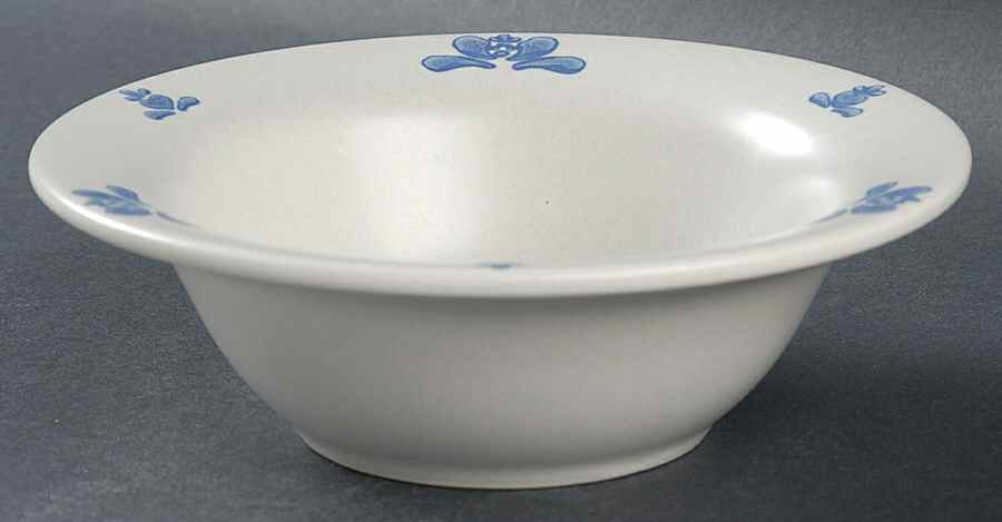 Yorktowne Child's Bowl by Pfaltzgraff-1
