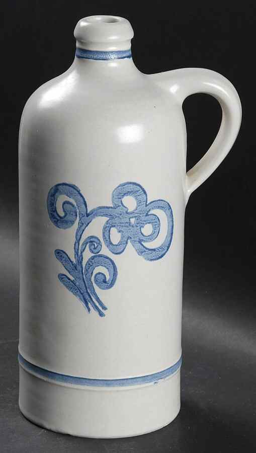 Yorktowne Large Jug by Pfaltzgraff-1