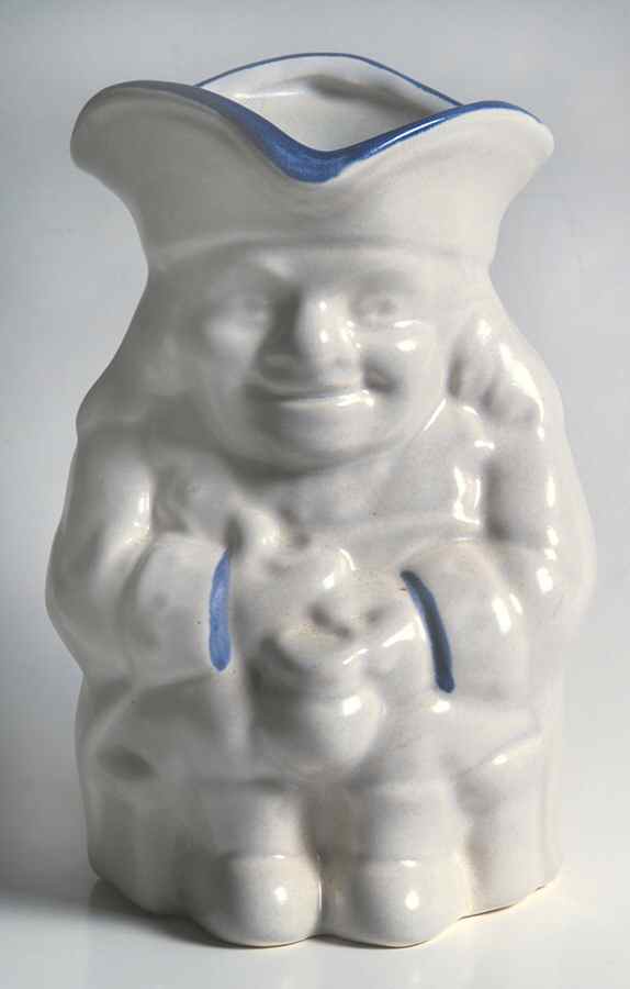 Yorktowne Character Jug by Pfaltzgraff-1
