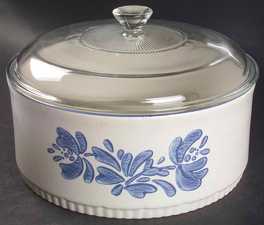 Yorktowne 2.5 Quart Round Covered Baker by Pfaltzgraff-1