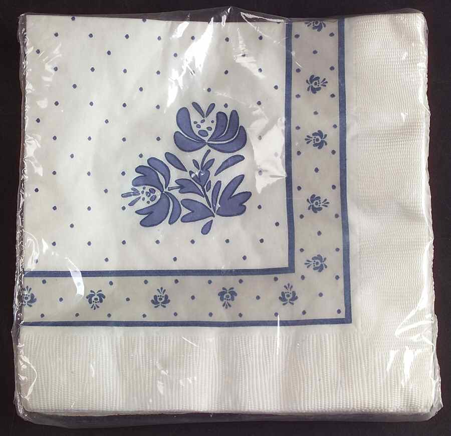 Yorktowne Package of Paper Luncheon Napkins by Pfaltzgraff-1