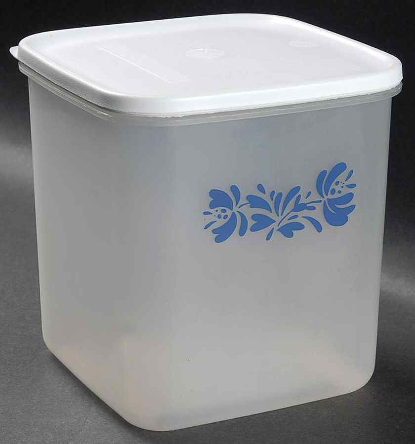 Yorktowne 5" Square Plastic Storage Box by Pfaltzgraff-1