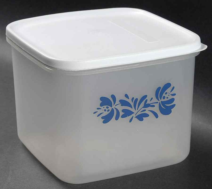 Yorktowne 4" Square Plastic Storage Box by Pfaltzgraff-1