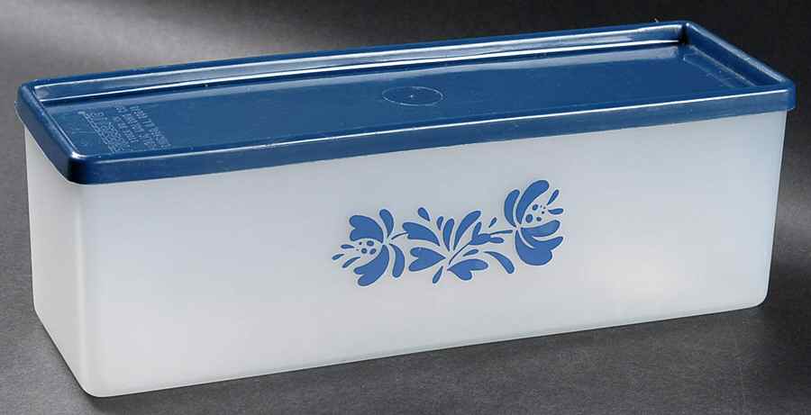 Yorktowne 9" Rectangular Freezer Container by Pfaltzgraff-1