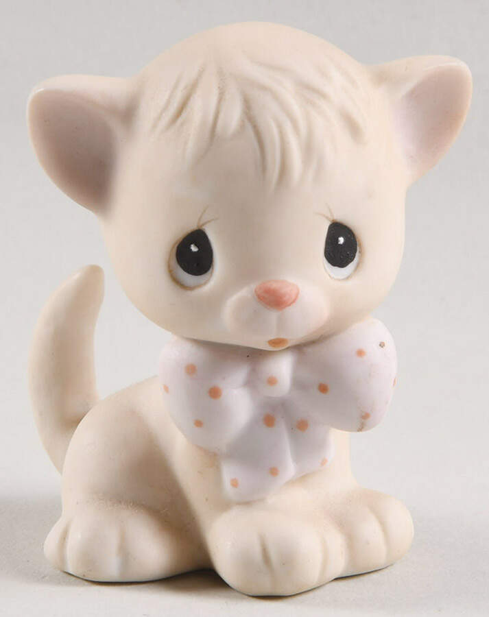 Animal Collection-Cat Unmarked-Cat With Bowtie - No Trademark, No Box by Precious Moments-1