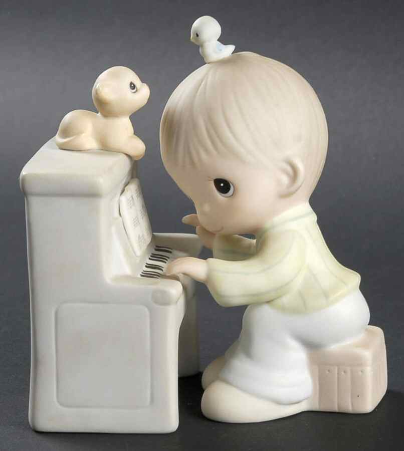 Lord Keep My Life In Tune Dove-Lord Keep My Life In Tune - Dove Trademark With Box by Precious Moments-1