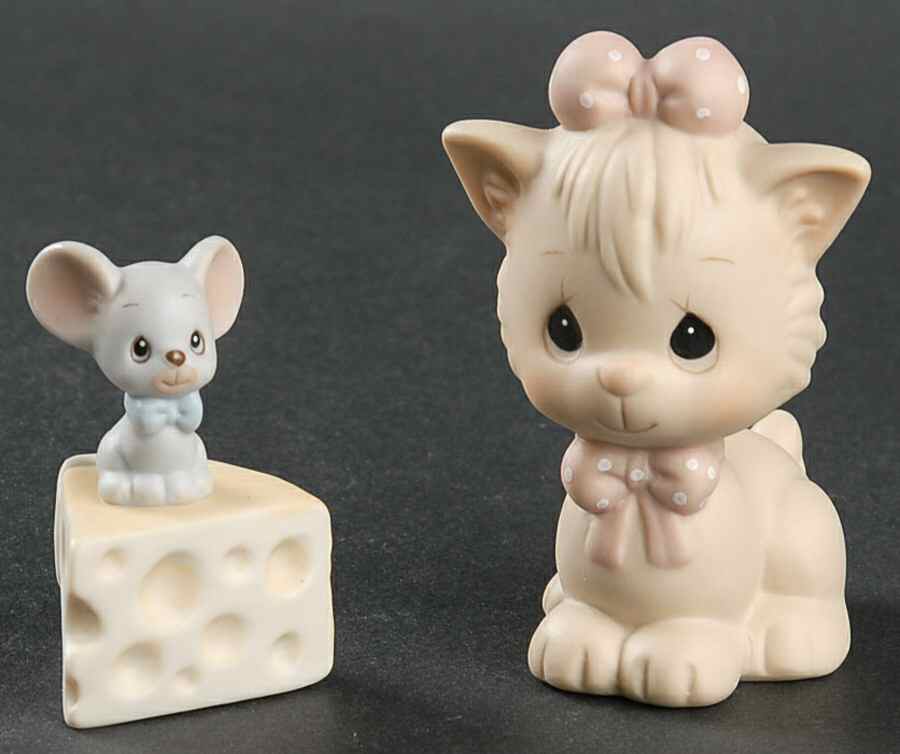 Not a Creature Was Stirring Flame-Not A Creature Was Stirring 2 Pc S - Flame Trademark With Box by Precious Moments-1