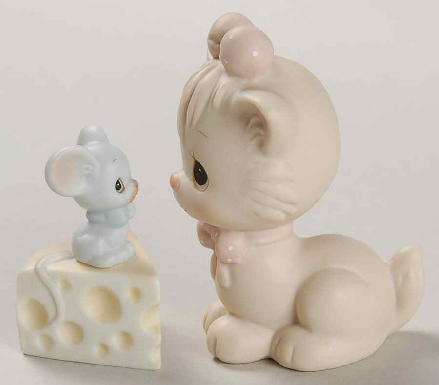 Not a Creature Was Stirring Vessel-Not A Creature Was Stirring 2 Pc - Vessel Trademark, No Box by Precious Moments-1