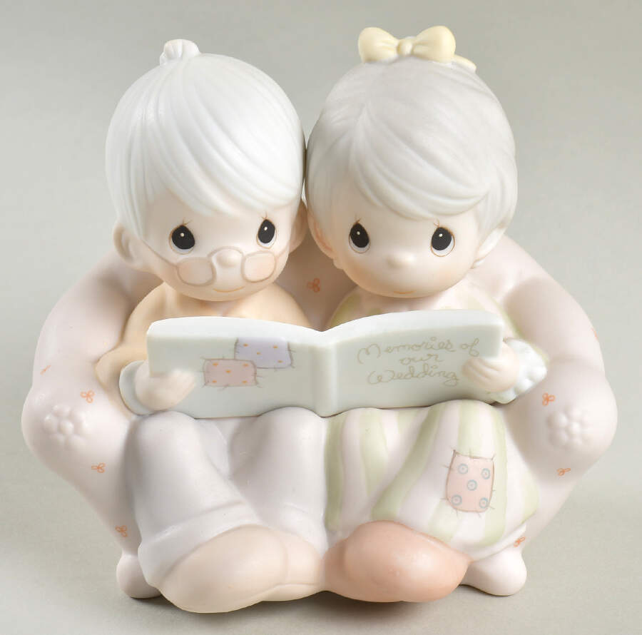Precious Memories Sword - Precious Memories - Sword Trademark With Box by Precious Moments-1