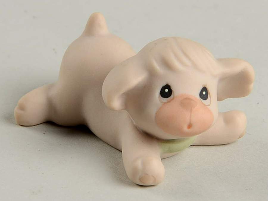 Sugar Town Figurines & Houses Cocoa-Small Puppy-Heart - Heart Trademark, No Box by Precious Moments-1