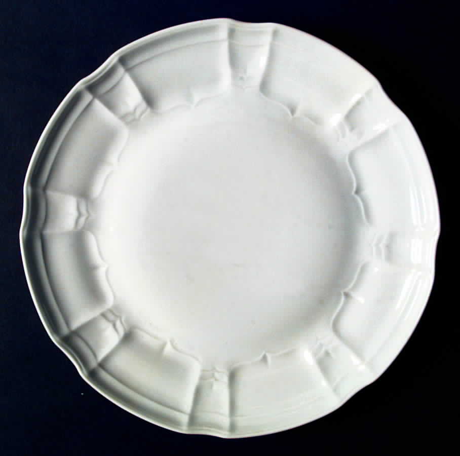 Firenze Dinner Plate by Porcellana de Medici-1