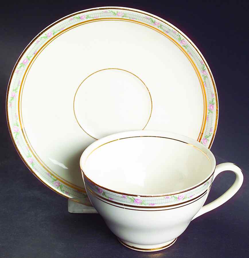 La Belle Footed Cup & Saucer Set by Pope Gosser-1