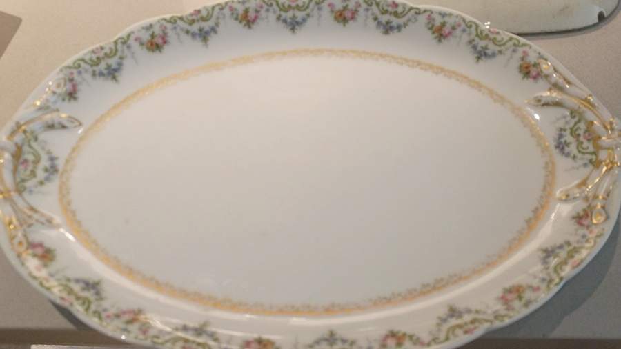 POY104 14" Oval Serving Platter by Jean Pouyat-1