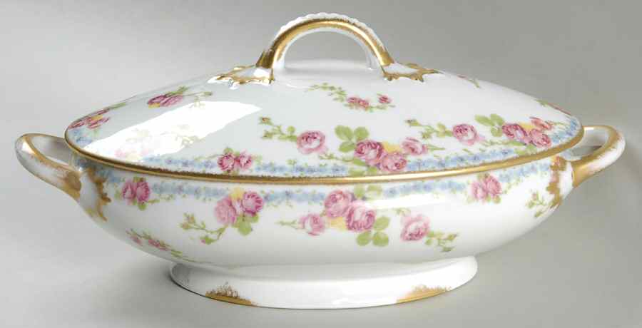 POY22 Oval Covered Vegetable by Jean Pouyat-1