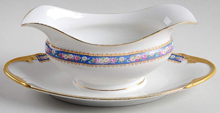 POY70 Gravy Boat with Attached Underplate by Jean Pouyat-1