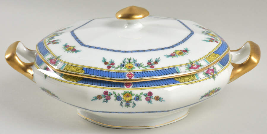 POY90 Round Covered Vegetable by Jean Pouyat-1