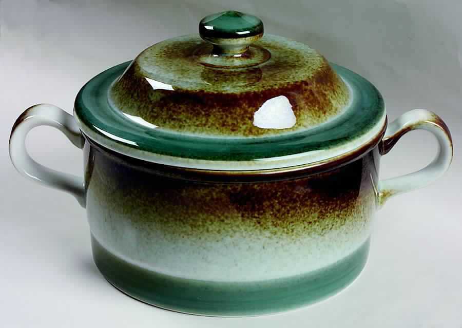 Tundra 2 Qt Round Covered Casserole by Porsgrund-1
