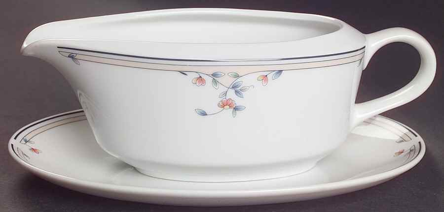 Heritage Blossom Gravy Boat & Underplate/Relish by Princess House-1
