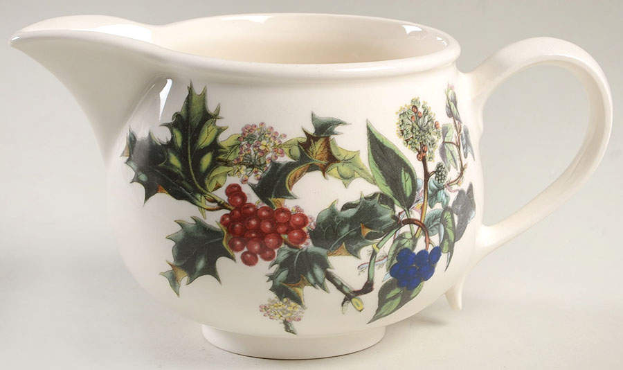 The Holly and The Ivy Round Gravy Boat by Portmeirion-1