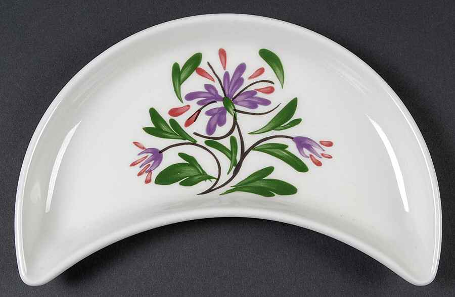 Welsh Dresser Crescent Salad Plate by Portmeirion-1