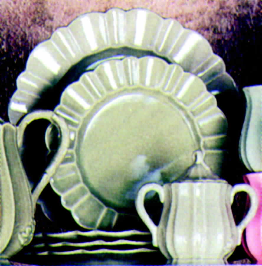 Alberi Celadon Green Salad Plate by Porta-1