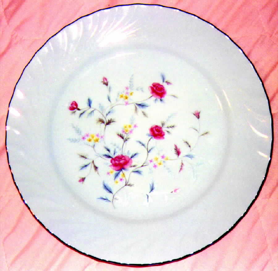 Chippendale Dinner Plate by Puritan (Japan)-1