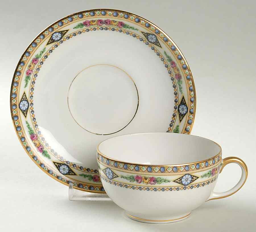 POY114 Footed Cup & Saucer Set by Jean Pouyat-1