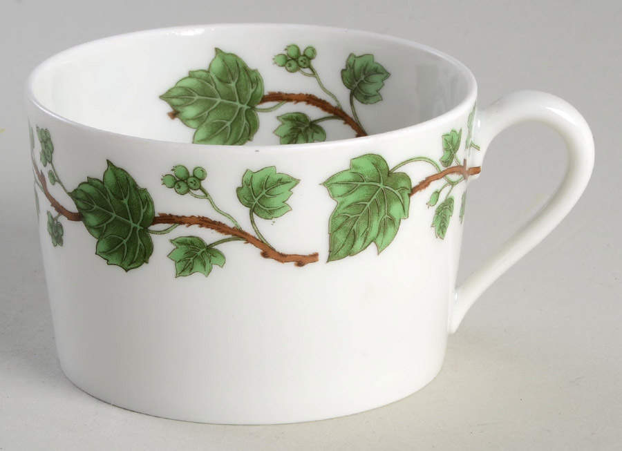 Lierre Flat Cup by Porcelaine De Paris-1