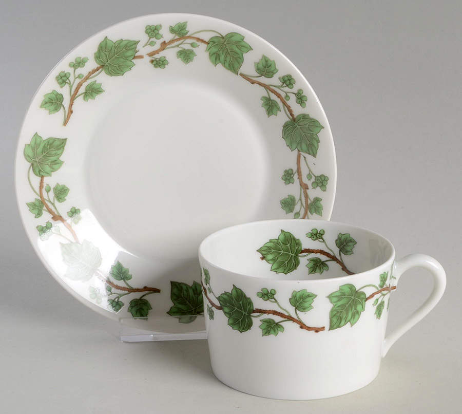 Lierre Flat Cup & Saucer Set by Porcelaine De Paris-1