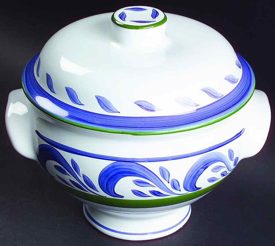 Cascades Round Covered Vegetable by Presenttense-1