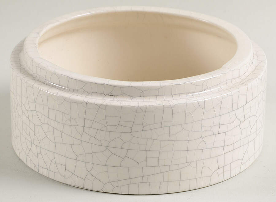 Dedham Rabbit 5" Round Box No Lid by Potting Shed-1