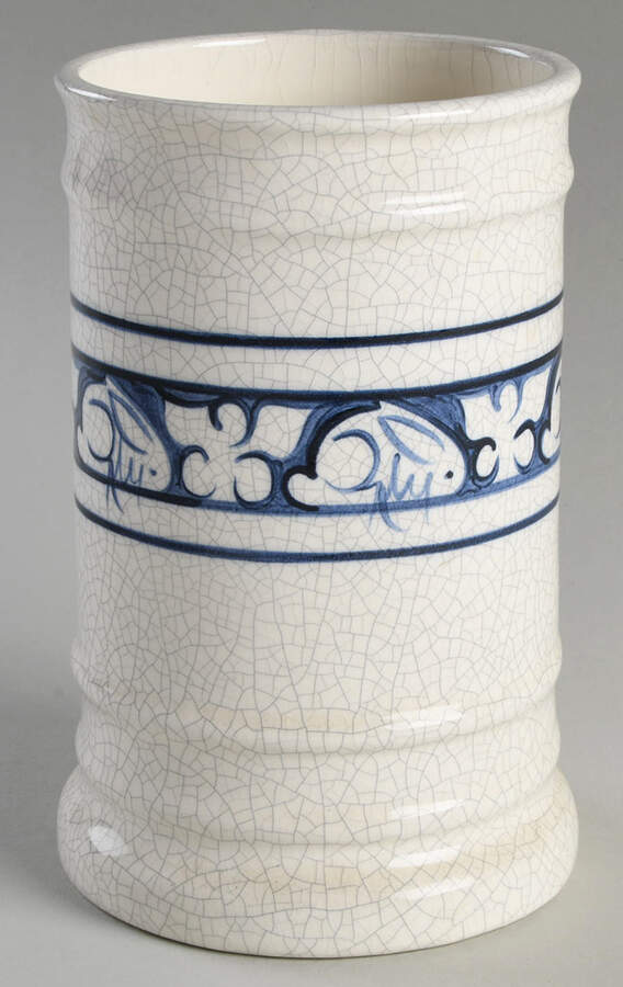Dedham Rabbit 9" Storage Jar No Lid by Potting Shed-1