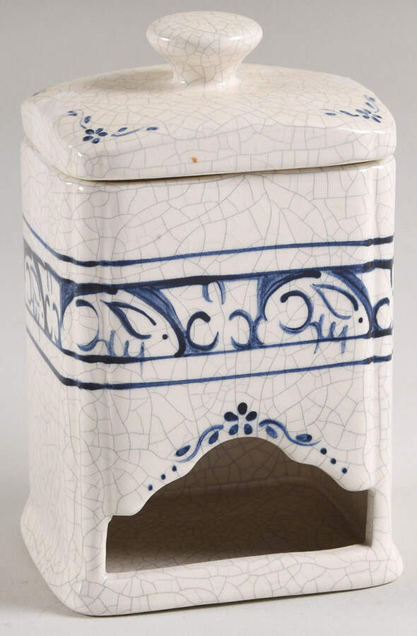 Dedham Rabbit Sweetener Crock with Lid by Potting Shed-1