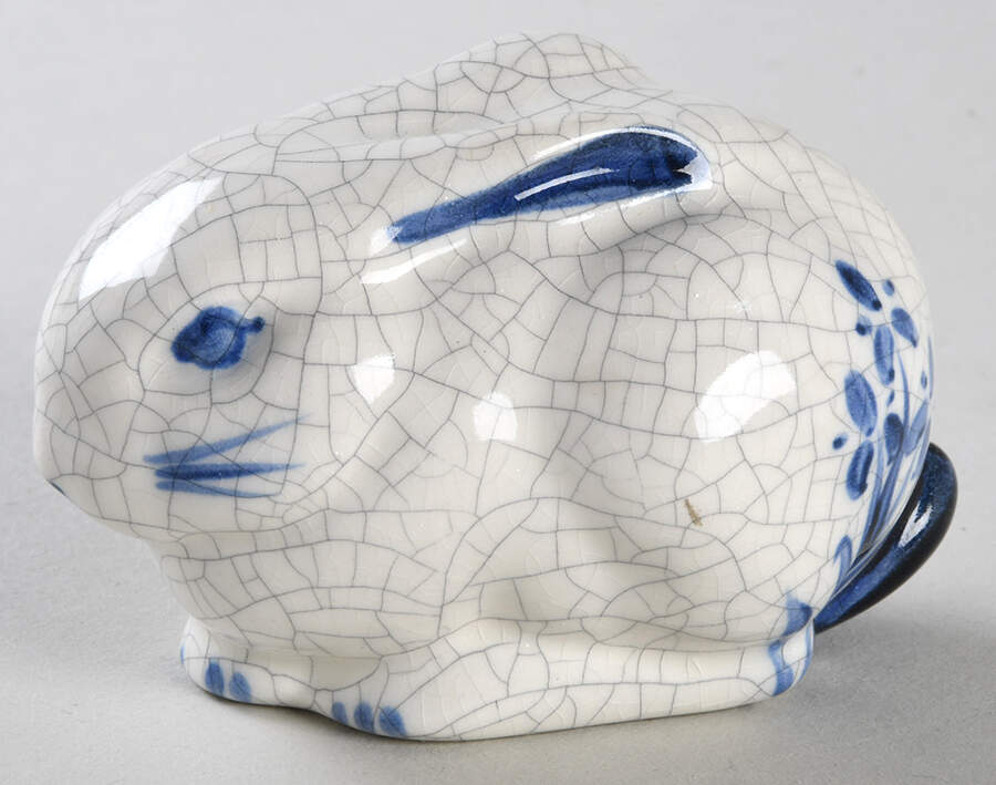 Dedham Rabbit Figurine by Potting Shed-1