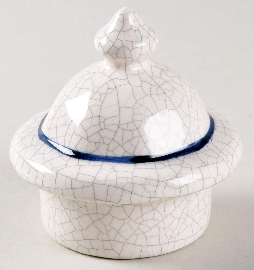 Dedham Rabbit Lid for Sugar Bowl by Potting Shed-1