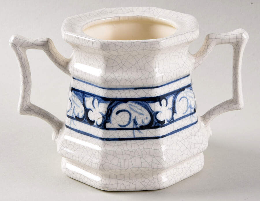 Dedham Rabbit Sugar Bowl No Lid by Potting Shed-1