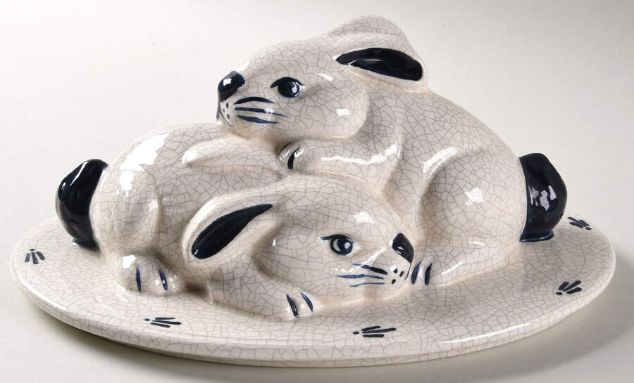 Dedham Rabbit 2.5 Quart Oval Covered Casserole No Lid by Potting Shed-1