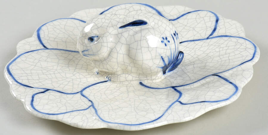 Dedham Rabbit Handled Hors d'Oeuvre Tray by Potting Shed-1